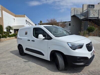 Opel Combo (white) 2021