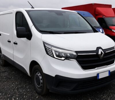 Κλούβα Renault 2024
